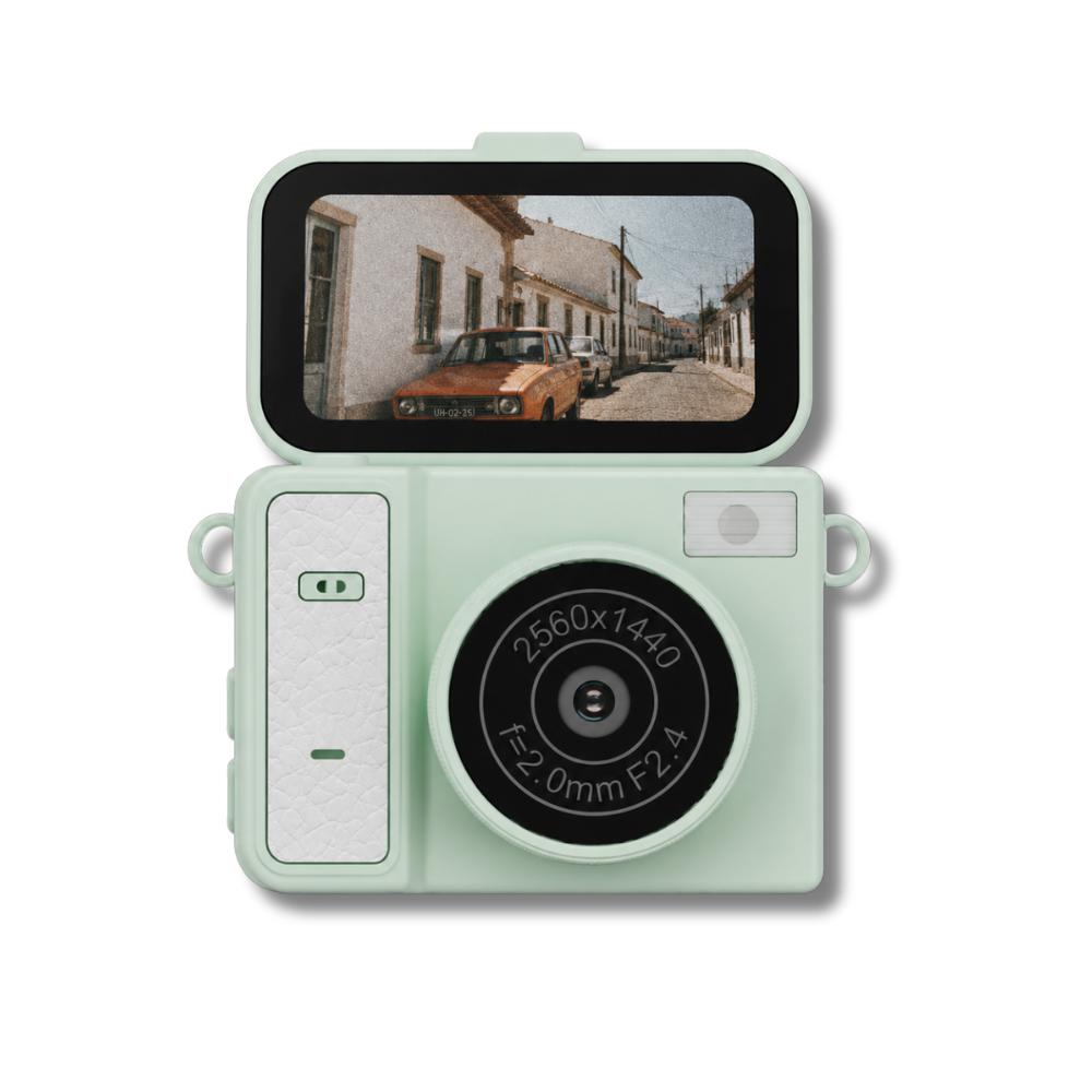 Mini Kamera Vibe Mini mit Flip-Display, inkl. PVC-Lederhalsband und Metallhalskette